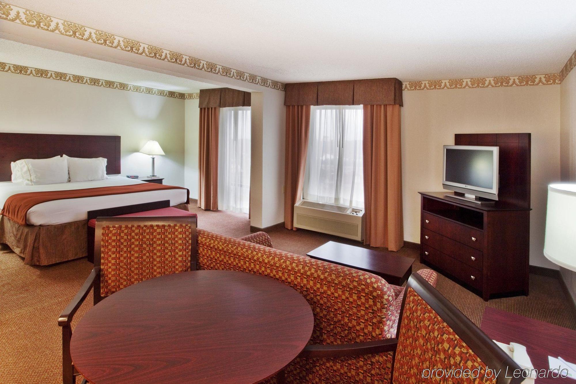Holiday Inn Express Atlanta W Douglasville Room photo