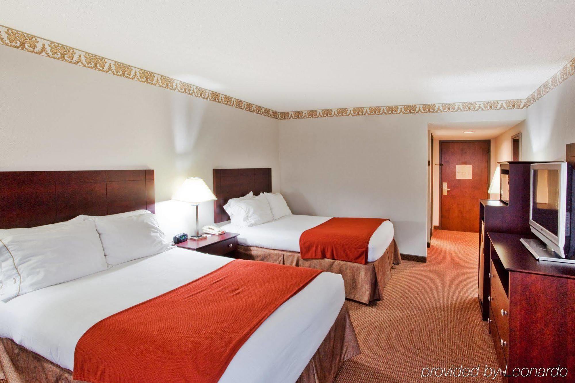 Holiday Inn Express Atlanta W Douglasville Room photo